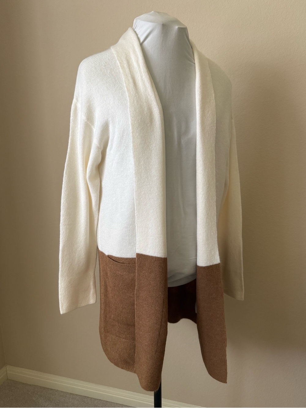 Banana Republic Cream and Brown Colorblock Open Cardigan